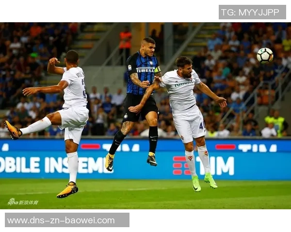 奥多贝尔精准传中特尔头球击中横梁险些破门 奥多贝尔精准传中特尔头球击中横梁险些破门