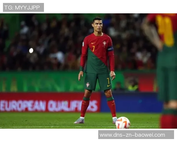 C罗坦言愿意只为国家队效力不再加盟任何俱乐部 C罗坦言愿意只为国家队效力不再加盟任何俱乐部