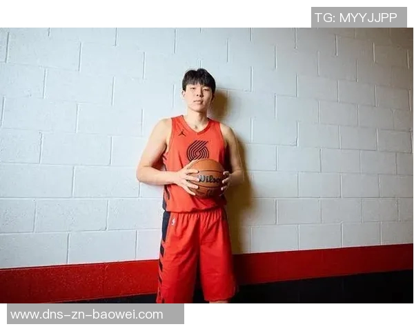 杨瀚森深入研究比赛录像逐渐领悟NBA精髓展现出色媒体人素养 杨瀚森深入研究比赛录像逐渐领悟NBA精髓展现出色媒体人素养