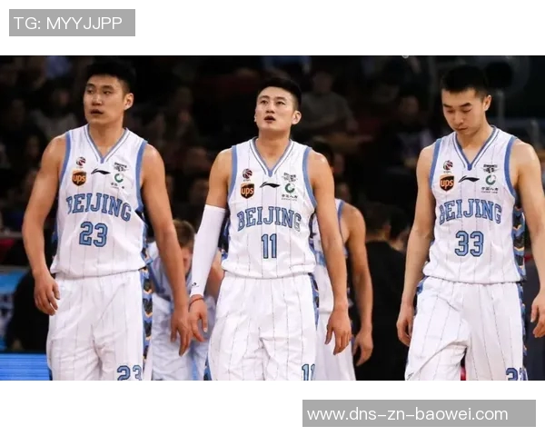 加兰强调录像分析的重要性球队共同承担责任拼搏寻找胜利之道